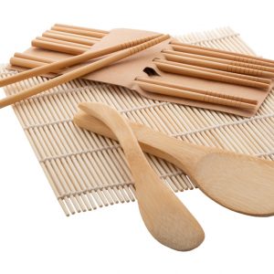 Uramaki sushi making set